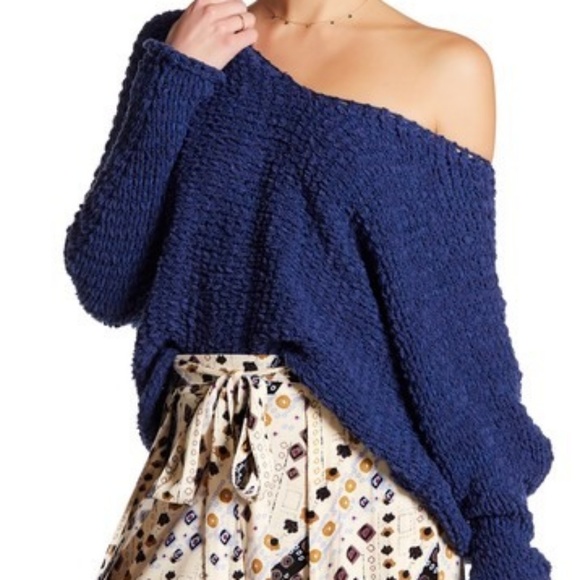 Free People Sweaters - NWT Free People Dolphin Bay V-neck sweater